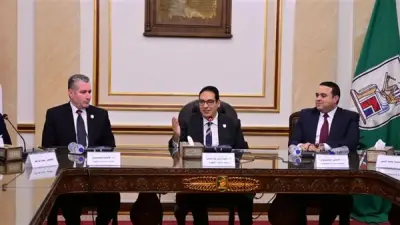 الأمانة العامة وجودة التعليم بجامعة القاهرة تحصلان على شهادات الأيزو الدولية