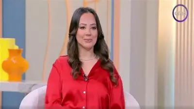 صانعة محتوى لـ
