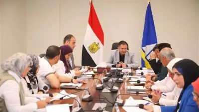 محافظ دمياط يوجه بتطوير منظومة الإعلانات لتعزيز الموارد والحفاظ على المظهر الحضاري