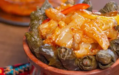 طريقة عمل طاجن ورق العنب بالكوارع خطوة بخطوة من الشيف نجلاء الشرشابي
