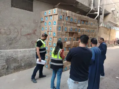 ضبط 4.5 طن مقرمشات بألوان محظورة ولحوم فاسدة في حملات سلامة الغذاء أسبوعياً