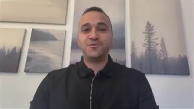 الطبيب أحمد شلبي: عضوية مجلس إدارة الجمعية البريطانية للعيون مسؤولية وشرف