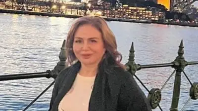 إلهام شاهين تتألق بإطلالة بسيطة وأنيقة في أستراليا وتخطف الأنظار