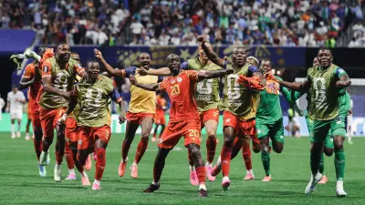 نجم ليفربول السابق يوجه سؤالاً لصلاح بعد تتويج أفريقيا بكأس العالم