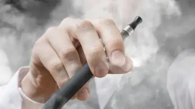 الصحة تحذر: التدخين السلبي خطر صامت يهدد الحوامل والرضع