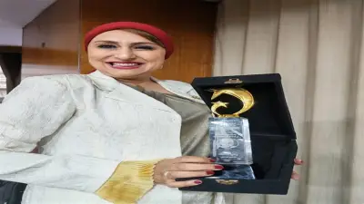 تكريم هدى رشوان مدير تحرير الوطن في جائزة يحيى زهران بالأهرام