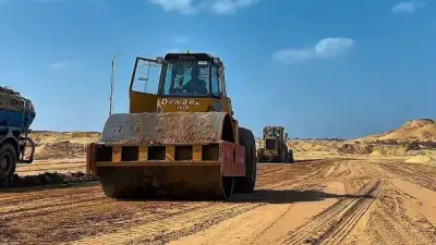 وزيرة الإسكان تتابع مشروعات المرافق والطرق بالامتداد الشرقي لمدينة الفيوم الجديدة