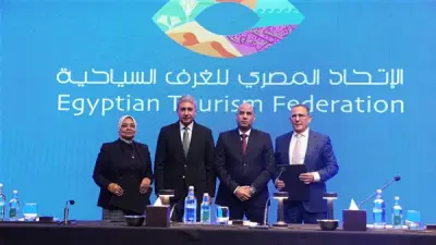 مبادرة مشتركة بين العمل والسياحة لتيسير تراخيص عمل الأجانب بالمنشآت السياحية