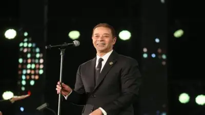 مدحت صالح يروج لحفله بدار الأوبرا المصرية بفيديو من البروفات