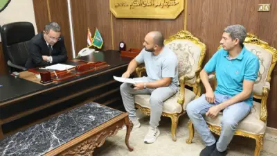 محافظ المنوفية يصرف مساعدات مالية عاجلة للحالات الإنسانية الصعبة