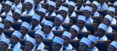 مدير الأكاديمية العسكرية: الخريجون يمثلون خط الدفاع الأول عن عقول أبنائنا