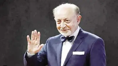 نجل شقيق عبد العزيز مخيون ينعى عمه بكلمات مؤثرة ويسترجع ذكرياته