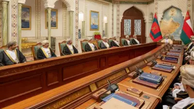 مجلس الوزراء العماني يرحب بالتفاهم الأمريكي الإيراني لإنهاء الحرب