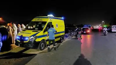 مصرع شخص وإصابة 36 آخرين في انقلاب سيارة نقل بطريق مطروح الإسكندرية الساحلي