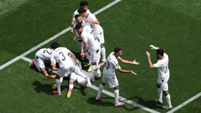 بالفيديو: النيران الصديقة تحرم مصر من انتصار تاريخي أمام بلجيكا في كأس العالم