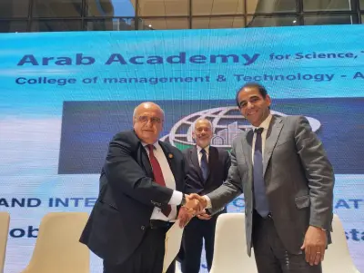 جامعة بورسعيد توقع اتفاقية تعاون دولي مع باتراس اليونانية لتعزيز الشراكة الأكاديمية