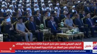 الرئيس السيسي يعلن دراسة إيفاد الأئمة المتفوقين في بعثات خارجية