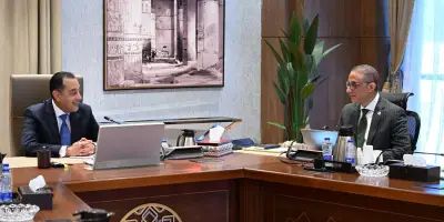 رئيس الوزراء: توفير اعتمادات مالية إضافية لرفع كفاءة منظومة النظافة بالجيزة