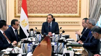 رئيس الوزراء يتابع مستجدات الموقف التنفيذي لمستشفى 500500 بالشيخ زايد