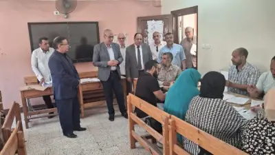 وكيل تعليم القليوبية يتفقد أعمال تصحيح الشهادة الإعدادية ويؤكد على الدقة