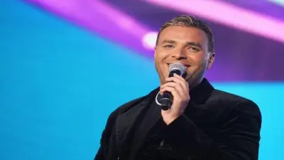 رامي صبري يستعد لطرح ألبومه الجديد القمر الثلاثاء