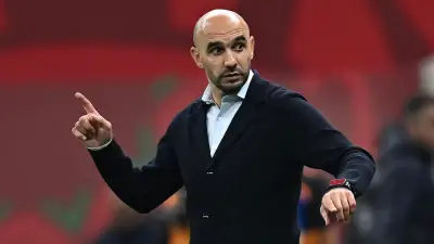 الركراكي يحتفل بتأهل المغرب على حساب هولندا في كأس العالم 2026