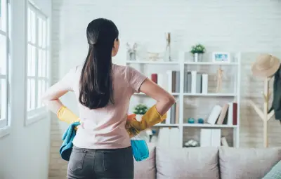 طرق آمنة لتنظيف الأجهزة الكهربائية دون التسبب في تلفها