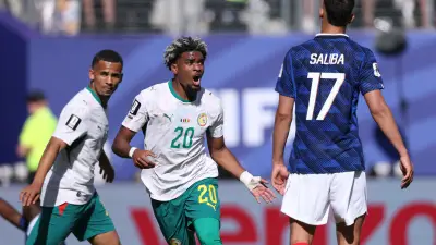 لاعب السنغال مباي يدخل تاريخ كأس العالم بهدف في مرمى فرنسا