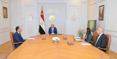 السيسي يوجه بإعداد برنامج موحد للحماية الاجتماعية وتطوير أدوات الدعم