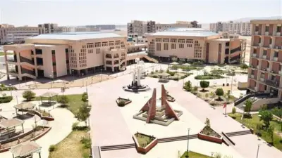 رئيس جامعة سوهاج يترأس لجنة اختيار عميد كلية الزراعة