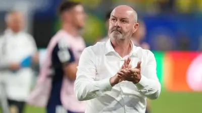 ستيف كلارك يودع منتخب أسكتلندا بعد الخروج من كأس العالم