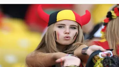 صورة في المدرجات حولتها إلى نجمة ومنشور أنهى كل شيء.. أين اختفت «أجمل مشجعة»؟