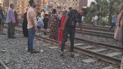 مصرع شخصين صدمهما قطار أثناء عبور شريط السكة الحديد في القليوبية