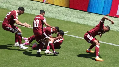 معلق يمني ينفجر فرحا بهدف قطر التاريخي في كأس العالم أمام سويسرا