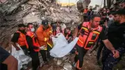 ارتفاع عدد شهداء القصف الإسرائيلي على غزة إلى 10 اليوم السبت