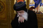 13 عاماً من التأسيس: إيبارشية هولندا القبطية ومسيرة الأنبا أرساني في المهجر
