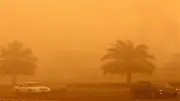 خطر على 3 فئات.. احذر من نشاط الرمال والأتربة على 18 مدينة اليوم
