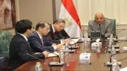 مصر والصين تبحثان دمج الطاقات المتجددة وتطوير شبكات النقل بنسبة 45%