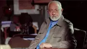 عبد العزيز مخيون يوجه الشكر لعمرو سعد قبل وفاته عن 80 عامًا