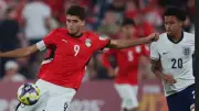 الأهلي ينتظر الدفعة الأولى من صفقة حمزة عبد الكريم من برشلونة في يوليو