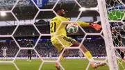العويس: الأخضر قدم مباراة كبيرة أمام أوروجواي ونطمح للأفضل في كأس العالم