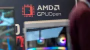 AMD تعيد إحياء معالجات شهيرة بذاكرة مدمجة لمواجهة ارتفاع أسعار RAM