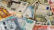 استقرار أسعار العملات العربية مساء اليوم.. الريال بـ13.28 جنيه والدينار الكويتي بـ162.37 جنيه