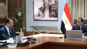 مدبولي يتابع مع وزير الاتصالات خطط الاستثمار في التعهيد والهواتف المحمولة