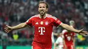عقب تعقد صفقة ألفاريز.. برشلونة يطارد هاري كين