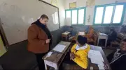 وكيل تعليم شمال سيناء يتابع انطلاق امتحانات الإعدادية ويشيد بالانضباط