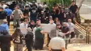 وصول جثمان سهام جلال إلى مسجد حسن الشربتلي لأداء صلاة الجنازة