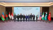 وزير البترول كريم بدوي يشارك في اجتماع وزراء طاقة دول الثماني النامية بباكو