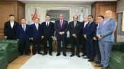 محافظ الجيزة يبحث مع وفد صيني تعزيز الاستثمار في النسيج والذكاء الاصطناعي