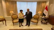وزير الخارجية يبحث مع محافظ طوكيو سبل تعزيز التعاون المشترك